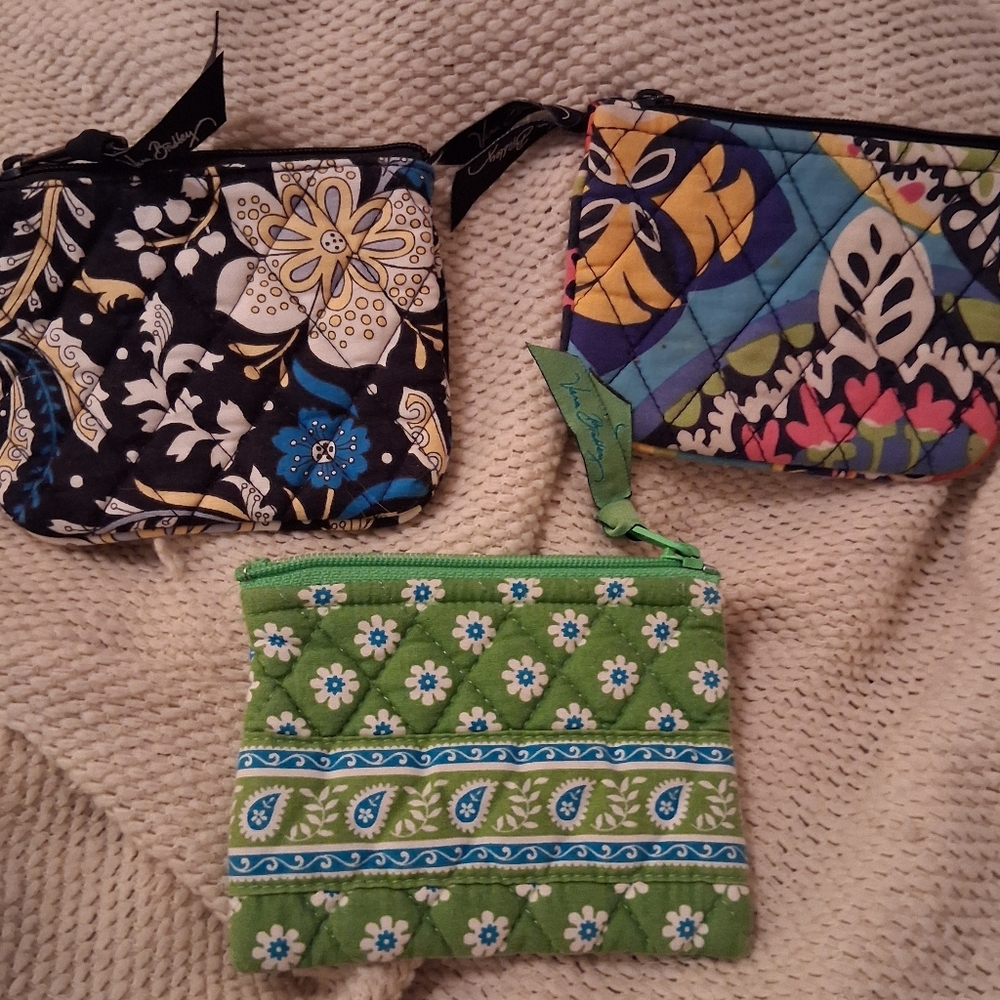 3 Vera Bradley Coin Purses In Patterns Ellie Blue, Rio And Green Apple.
